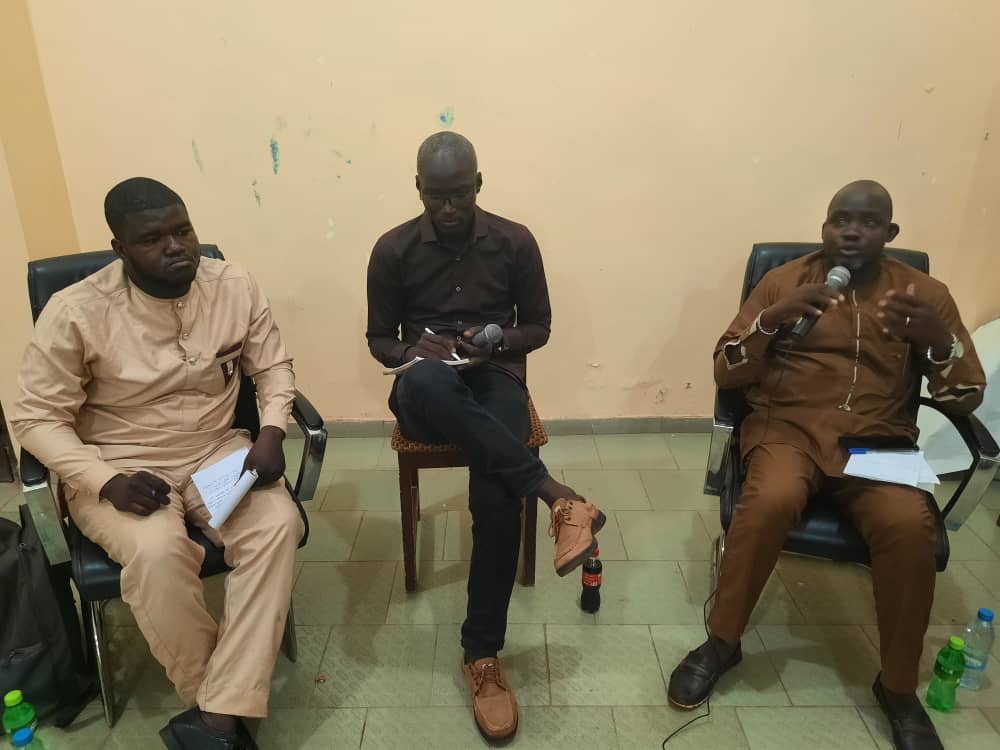 NaracoumanaM's tweet image. Il est tres important pour la jeune génération d&apos;apprendre les fondamentaux du metier, le journalisme. Il faut respecter les principes du metier. Car dans le metier soit tu es journaliste soit tu ne l&apos;es pas.
Mamoudou Bocoum.
#Blogday2023