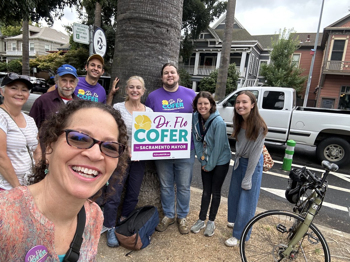 A little rain and a holiday weekend couldn’t stop these heroic canvassers! #MoreIsPossible #FloForMayor