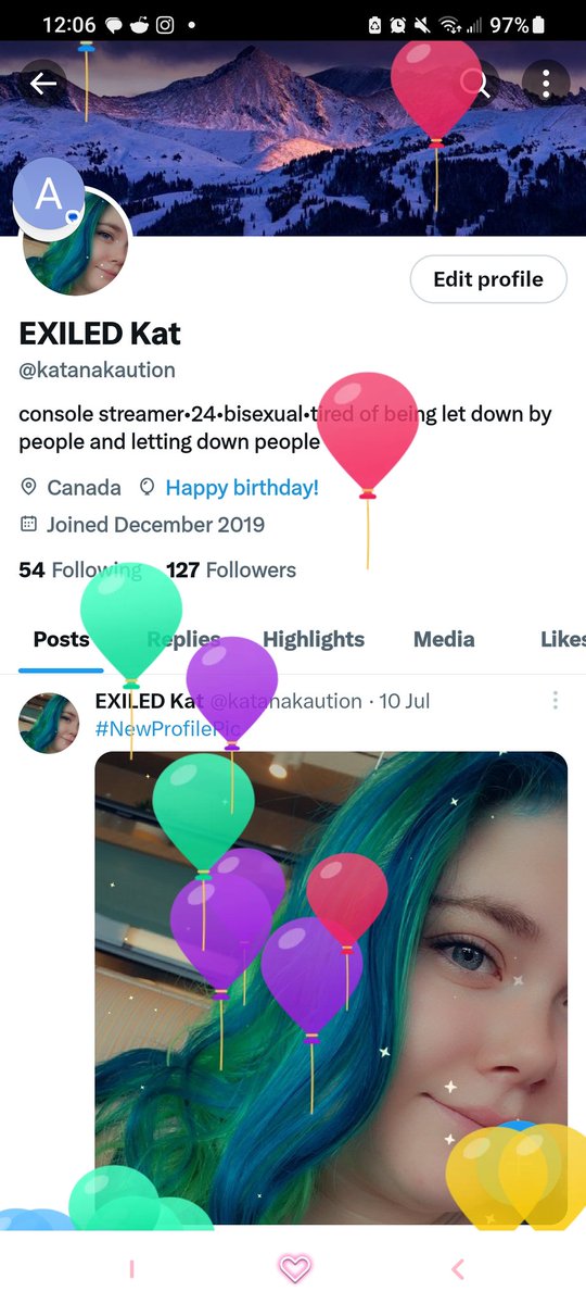 Hey i got balloons thats pretty cool