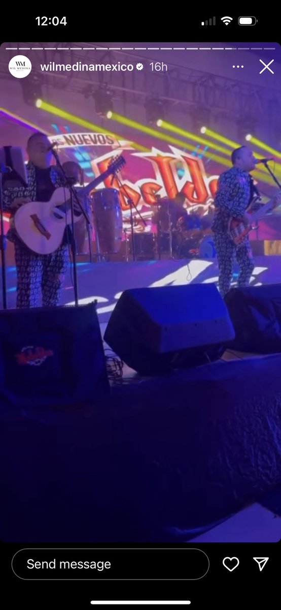 MemoFiguroso's tweet image. José Ramón López Beltrán y Carolyn Adams, mostrando cómo si es posible hacer una fiestecita austera, sin lujos, pero con mucho amor para su hija Natalia. 

¡Qué hermoso!