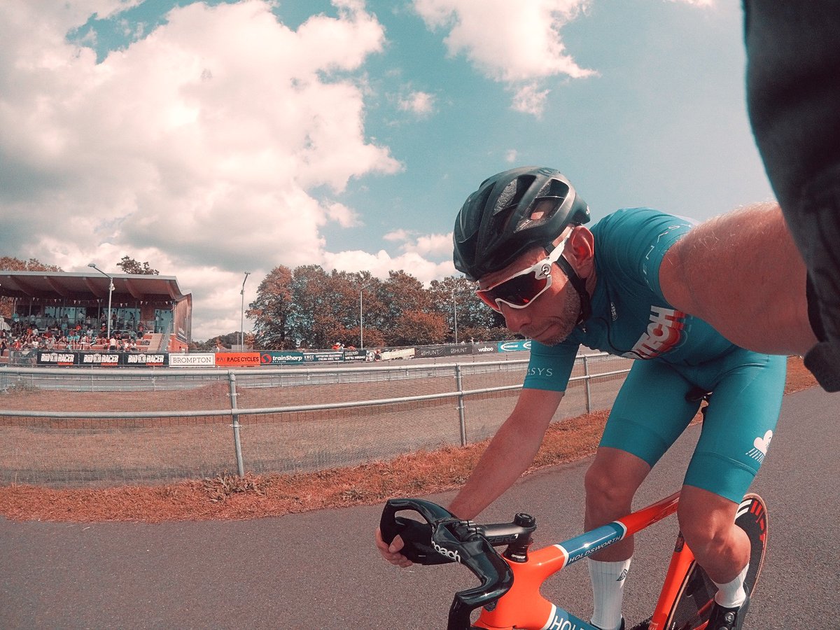 andrewthornley's tweet photo. Representing with the @GenasysTech #TourDeInsurTech jersey before the Dulwich Open racing at Herne Hill velodrome today.

One for the InsurTech Fitfam . https://t.co/EKeOhwyU61