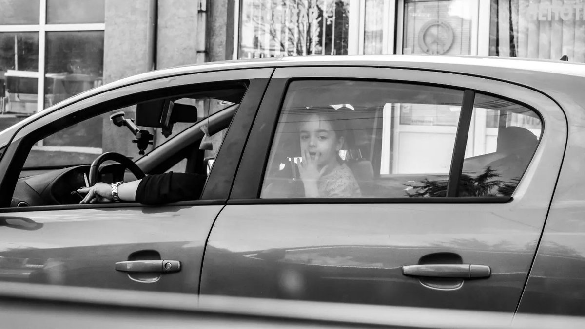 toskastik's tweet photo. #Niš #streetphotography https://t.co/qatcWqoVd3