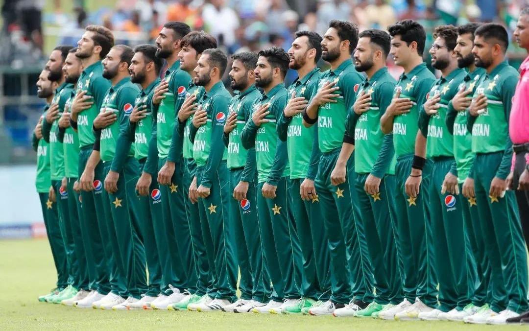 ImamUlHaq12's tweet photo. Brilliant display of bowling by our pacers today specially @iShaheenAfridi 🔥 

Kandy crowd was buzzing, off to Lahore now! ✈️🇵🇰
#PAKvIND #AsiaCup2023 https://t.co/P2ICGoHdAB