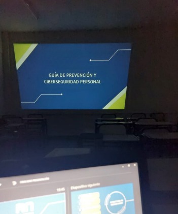 MartinIgnacioRN's tweet photo. Dando clases de la materia Cibercrimen en la Escuela de Cadetes de la PRN a los futuros oficiales con mi amigo y profe @nicoyanky ! https://t.co/9m7dMVl5KD