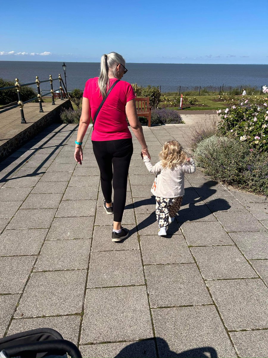 RachelWitt64's tweet photo. A lovely few hours in Hunstanton ☀️🌊 https://t.co/Hm4zyYw3hT