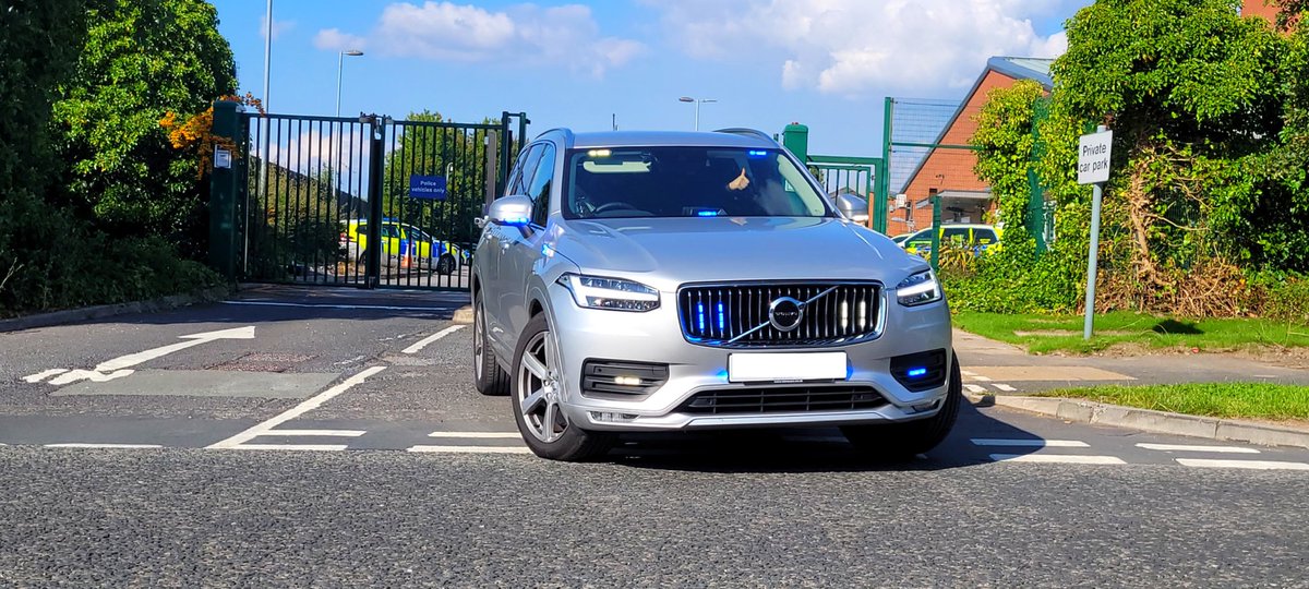 Britainsbluelights tweet media