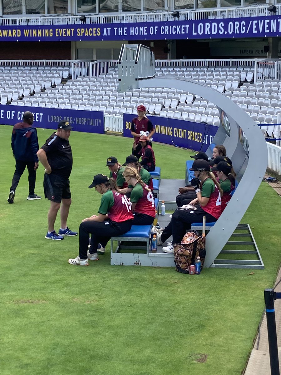 ⭐️u15s⭐️
ECB NATIONAL CHAMPIONS 🏆

What.A.Team

From the moment they stepped over the rope they were excellent 🤩 
Every single girl #proud

#3outof3
#homedressingroom
#starsareshining