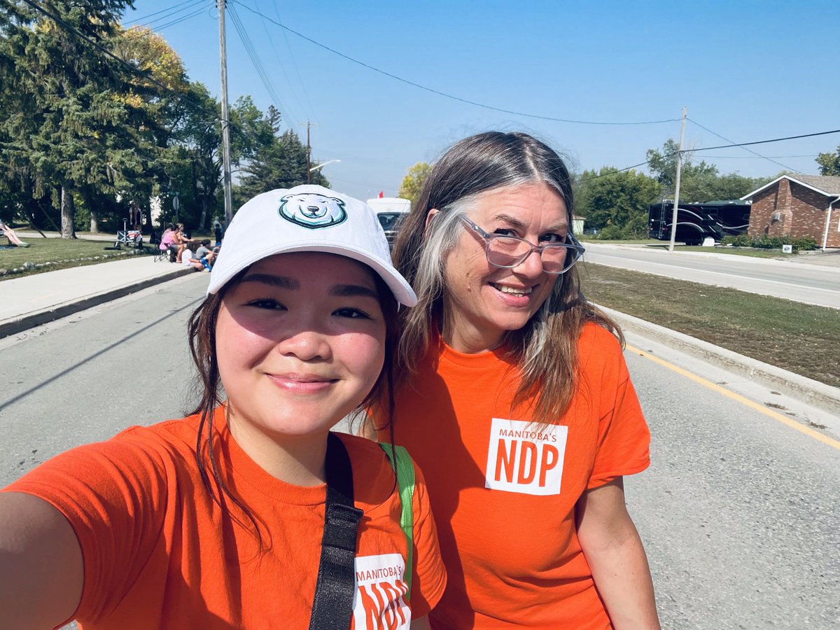 Fantastic to take part in the Dawson Trail Days parade in Ste Anne. I appreciated the support of my team and from the crowd! It is wonderful to celebrate our community as we look forward to a brighter future on October 3rd. <a href="/mbndp/">Manitoba's NDP</a> #mbpoli