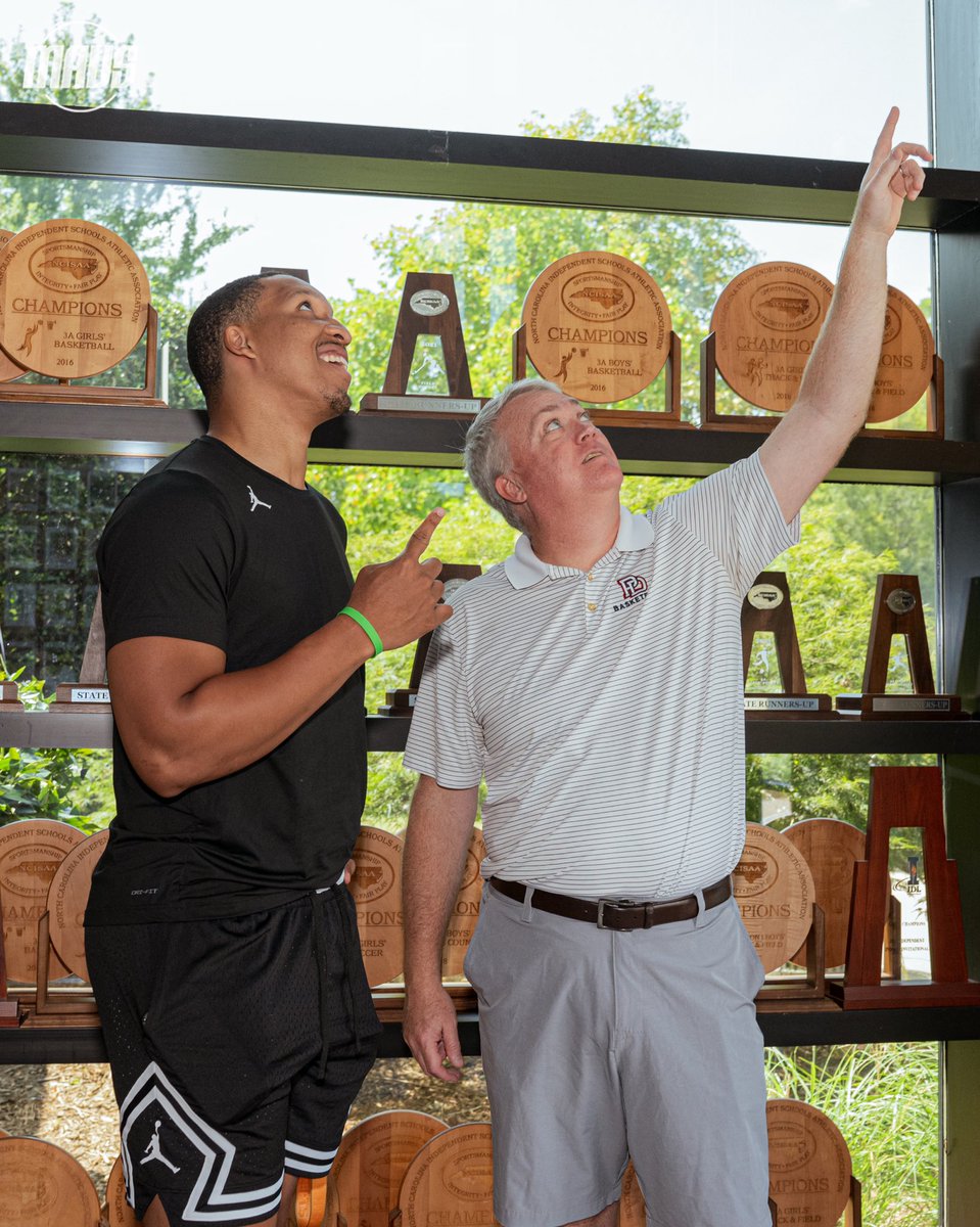 Dallas Mavericks (@dallasmavs) on Twitter photo Back where it all began π
Before <a href="/Grant2Will/">Grant Williams</a>βs golf tournament, we had the chance to visit his high school, where his basketball team won the state championship in 2016. #MFFL Back where it all began π
Before <a href="/Grant2Will/">Grant Williams</a>βs golf tournament, we had the chance to visit his high school, where his basketball team won the state championship in 2016. #MFFL