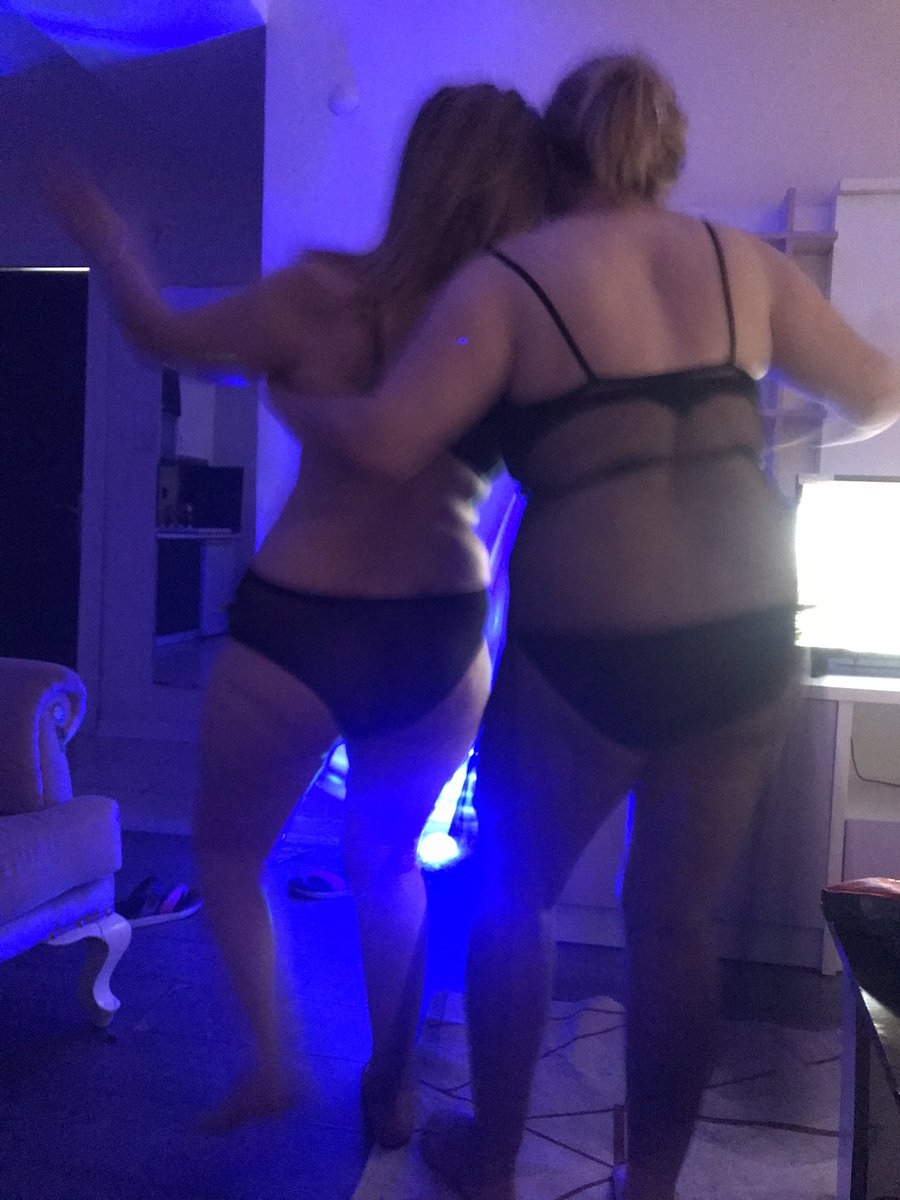 Eğlenmeye devam varmı müsait çiftler eğlenelim…