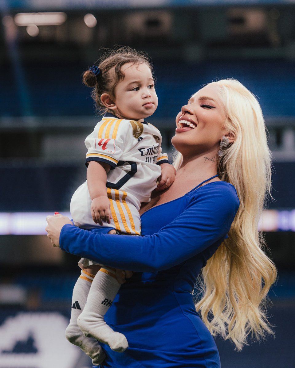 akarolinelima's tweet image. ❤️👑