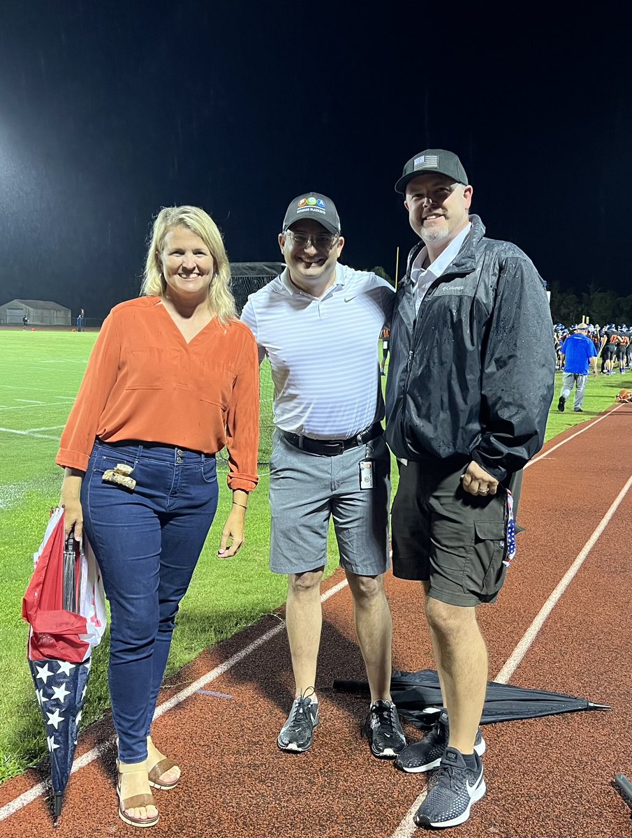 Always have to respect what our students enjoying doing, like Friday Night Lights! Thank you @Erika_Booth_ and @Osceolaschools athletics coordinator Ryan Adams for supporting our kids from @HarmonyHighFL and @celebrationhs in the rain! @Osceolaschools