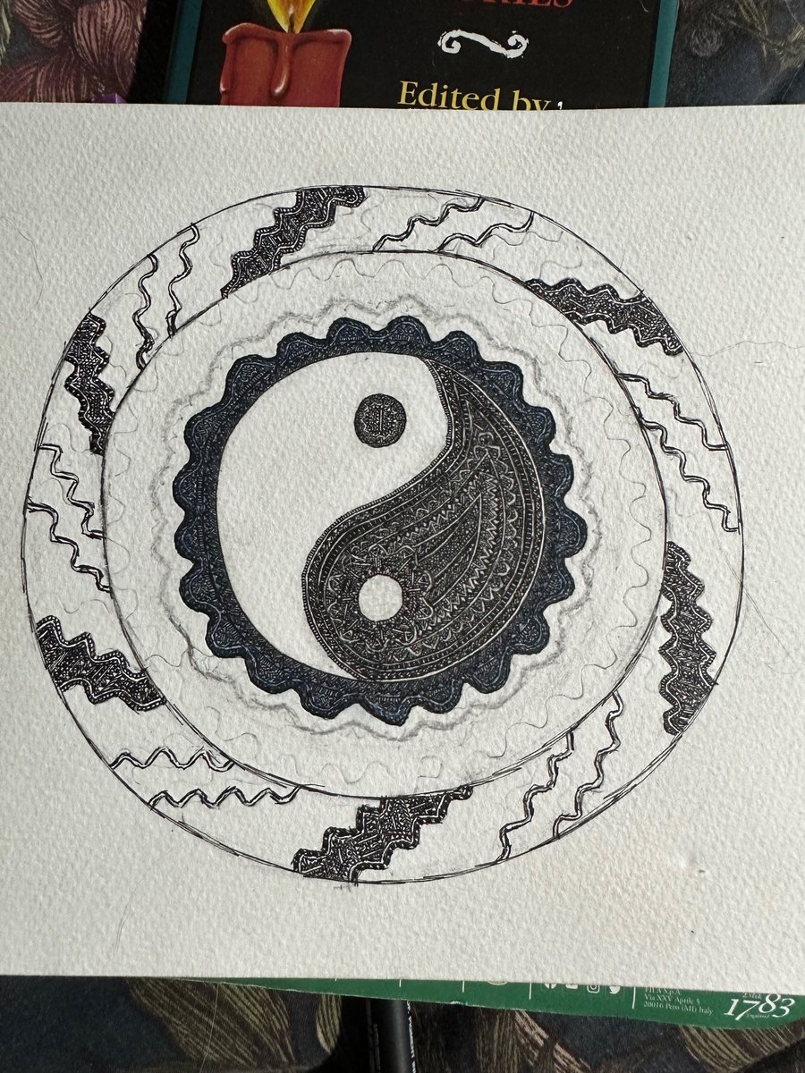 Ya know I really wasn’t big on this design but my dad was super positive about it today and he’s always the brutally honest one in family 😅❤️
#ArtistOnTwitter #wipart