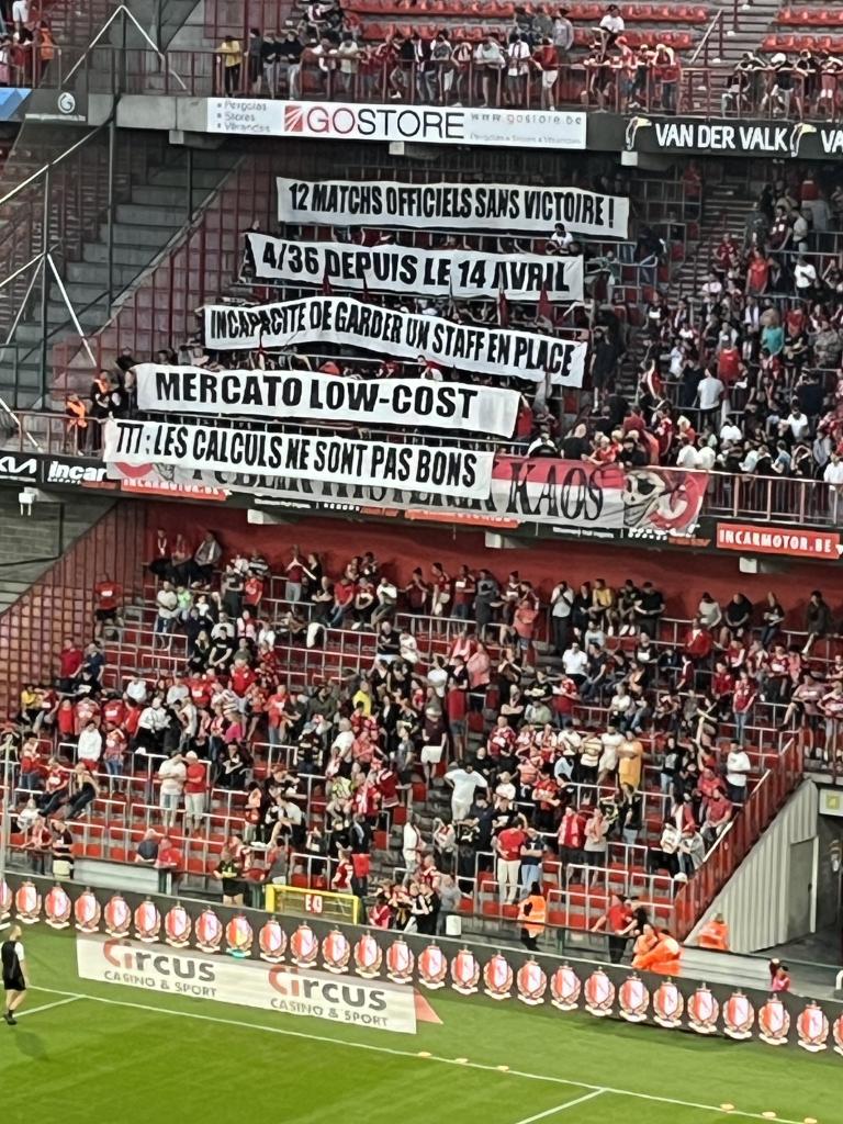 MaProLeague's tweet photo. 😡 | Les supporters du Standard ont un message pour 777 #STARWD
📸 @FrankyV_Acker https://t.co/0KrFr3Sl35