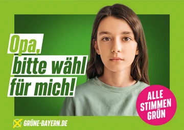 Die Sprache der Bilder:

- Mama, Papa, Oma, Opa (Familie)
- Keine Diversität
- Nur weiße Kinder
- Kein Gendern

Alles aus der Links-Grünen Bibel weggetilgt, Fokus auf deutsche Familien über die deutschen Kindern.

Was außerhalb des Wahlkampfs propagiert wird, ist jedoch im