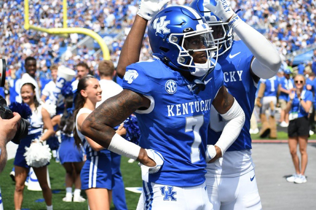 TristanUda's tweet image. Barion Brown called his shot in an interview with me at Kentucky Football media day. 

“I’m returning one week 1.”

Brown with a 99-yard touchdown kickoff return! 🔥 

#BBN