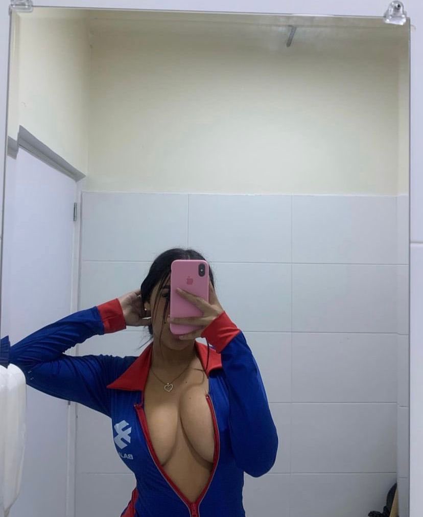 Ashley Paola 👾 tweet media