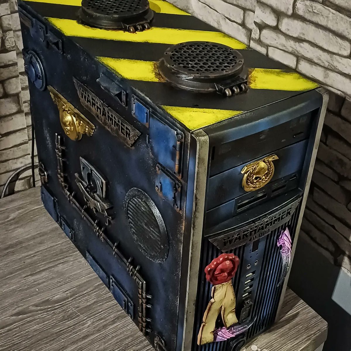 matt_else's tweet photo. Warhammer 40k pc mod finished #warhammer40k #pcgaming #craft #art #3dprinting #GamesWorkshop #ultramarine @GamesWorkshop3 @warhammer @JayzTwoCents https://t.co/a2aRuZsRFE
