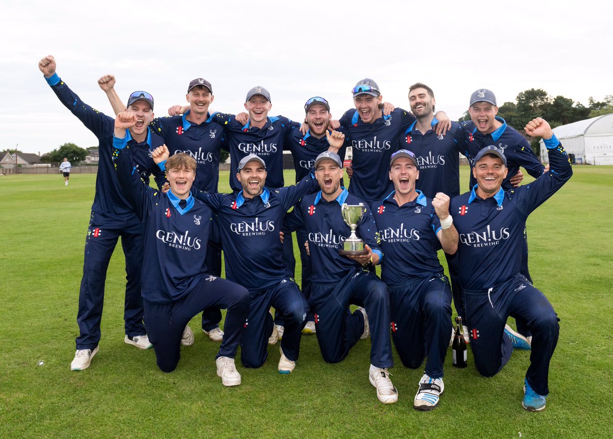 CricketScotland's tweet image. 🏆 𝘾𝙎 𝙋𝙧𝙚𝙢𝙞𝙚𝙧 𝙇𝙚𝙖𝙜𝙪𝙚 𝙂𝙧𝙖𝙣𝙙 𝙁𝙞𝙣𝙖𝙡 𝙒𝙞𝙣𝙣𝙚𝙧𝙨

Congratulations, @GrangeCC 🙌

#CricketScotlandFinals
