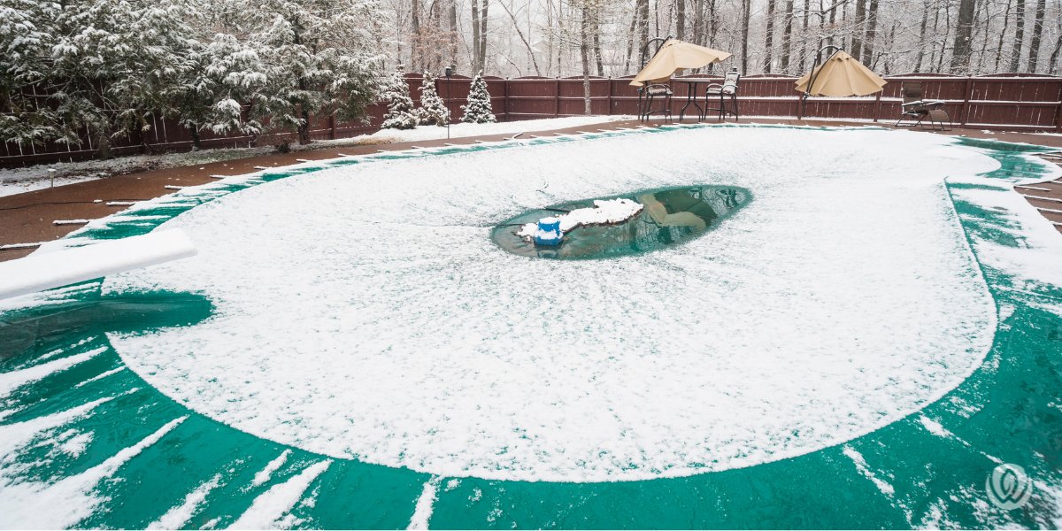 LiveWllOutdoors's tweet image. Fall is right around the corner which means it's almost time to close up the pool. 🏊‍♂️

Our latest blog post serves as a comprehensive guide on how to properly close your pool for the winter season.  Head to the comments below to read now! ⬇️

#LivewellOutdoors #PoolWinterization