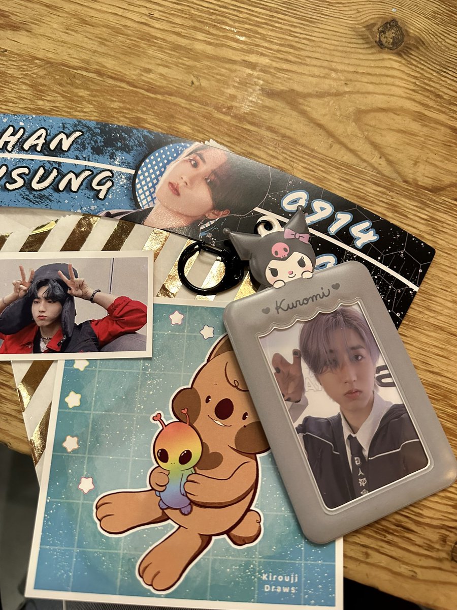 pjmskz's tweet image. @moonkeycafe always giving us the best skz events 😭💛