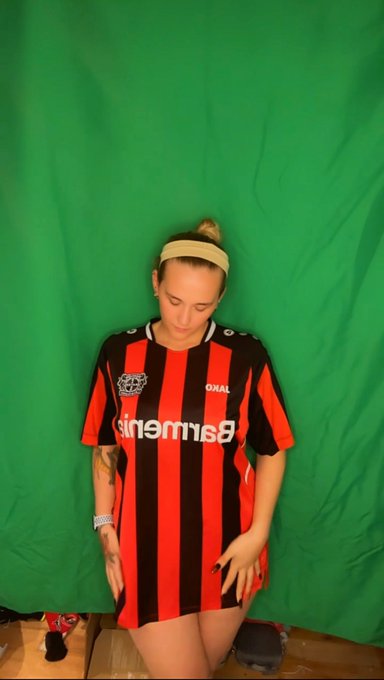 Ich wusste nicht mal das ich hier noch aktiv bin 😂 na dann kommt hier alles was ich nicht auf insta posten<a href="/tag/girlswithtattoos"class="tags"><span>#girlswithtattoos</span></a><a href="/tag/fitnesslover"class="tags"><span>#fitnesslover</span></a><a href="/tag/onlyfan"class="tags"><span>#onlyfan</span></a><a href="/tag/onlyfanspromo"class="tags"><span>#onlyfanspromo</span></a>