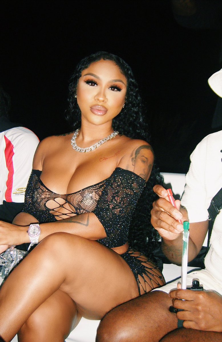 AriTheDon's tweet photo. Keep it real you looking exotic 🖤🤭 https://t.co/zNaROL57Uc