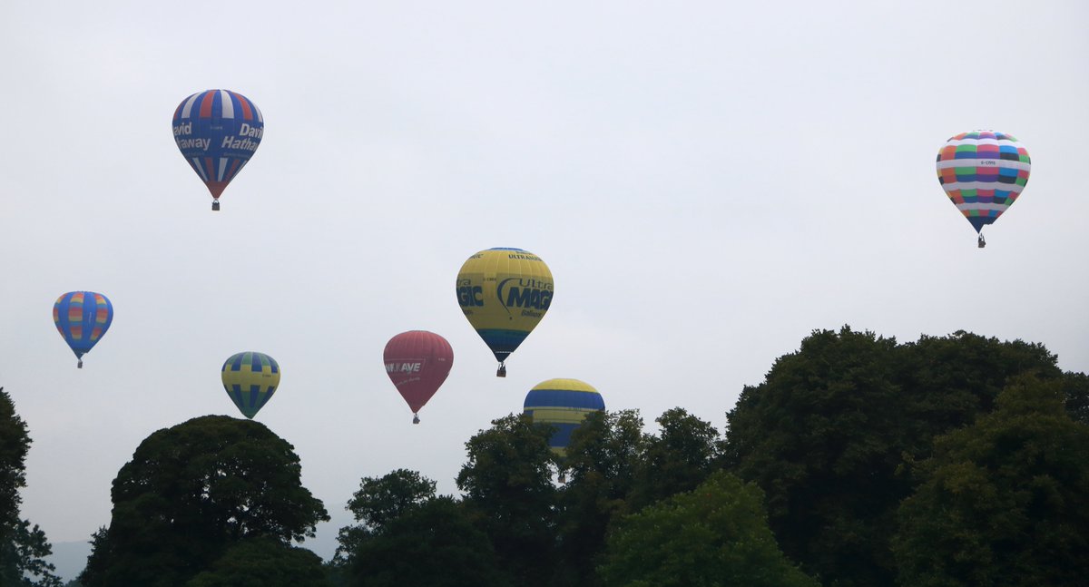 chriscookman1's tweet photo. Chatsworth Balloons
Sat 2nd Sept 2023

This is the first time that I've been to see the balloons. I'm really glad that I went....desipte the ridiculously early (for me) alarm. :)

#balloons #canon750d #peakdistrict #chatsworth 

@ChatsworthHouse https://t.co/vF3FGaeDhE