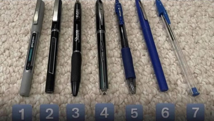 shahh's tweet photo. Real pen users. Which one are you grabbing? https://t.co/lqIDFsAyPk