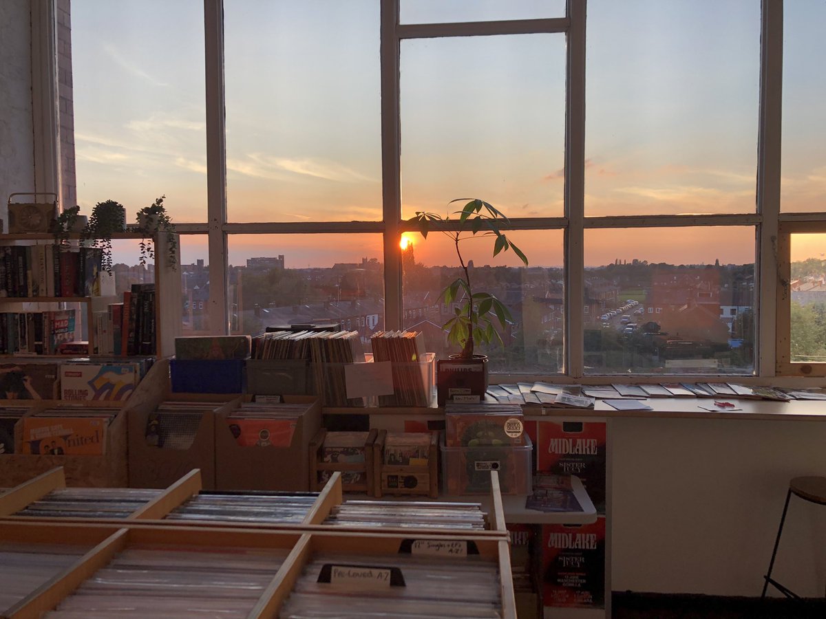 sticky black tarmac tweet media