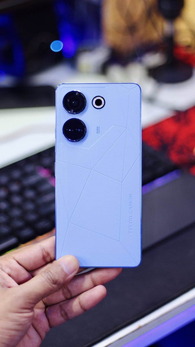 iktech6's tweet photo. Comment Your Favourite Device 👇 https://t.co/BKCc9JA3Vt