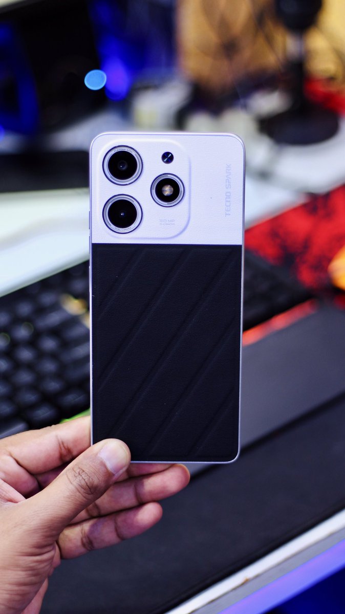 iktech6's tweet photo. Comment Your Favourite Device 👇 https://t.co/BKCc9JA3Vt