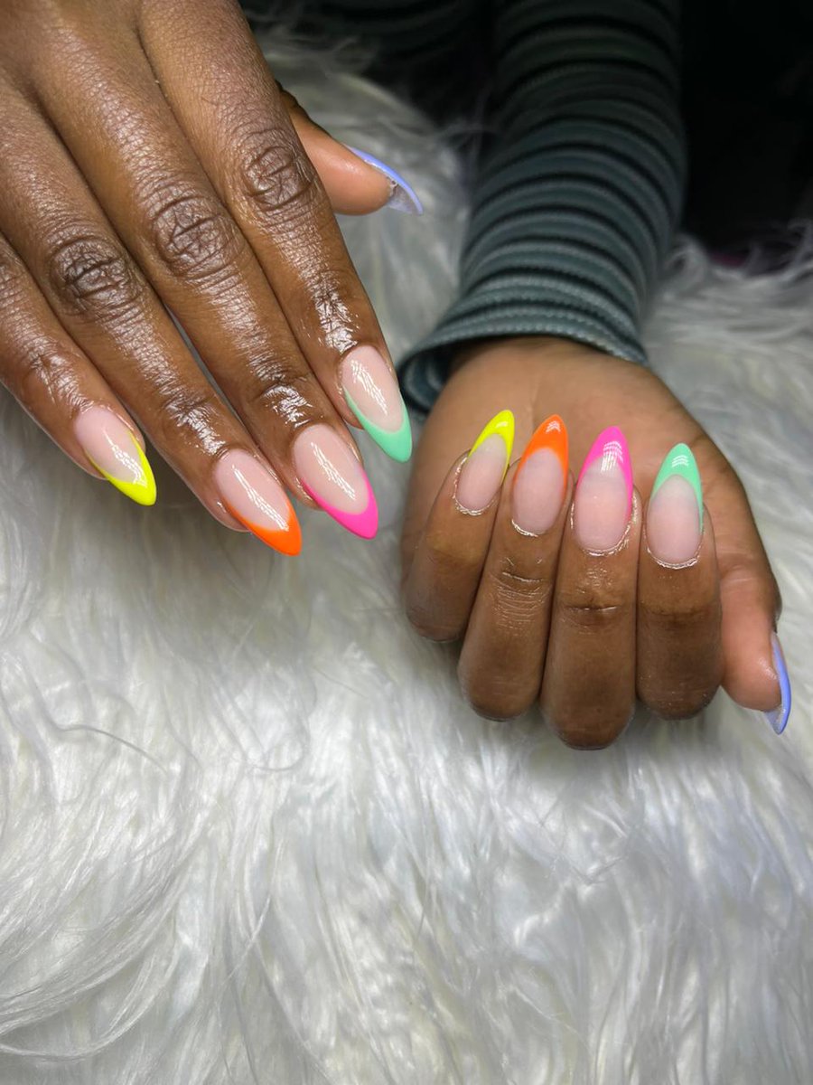 ObedienceSwirri's tweet photo. Nailsbyobi, pls like and retweet, am based at 28 biccard street braamfontein directly opposite Pedros upstairs shop 14. #GirlsTalkZa #GirlTalk #braamnails #nails #GirlsTalkZa https://t.co/xtR1lsdBAY