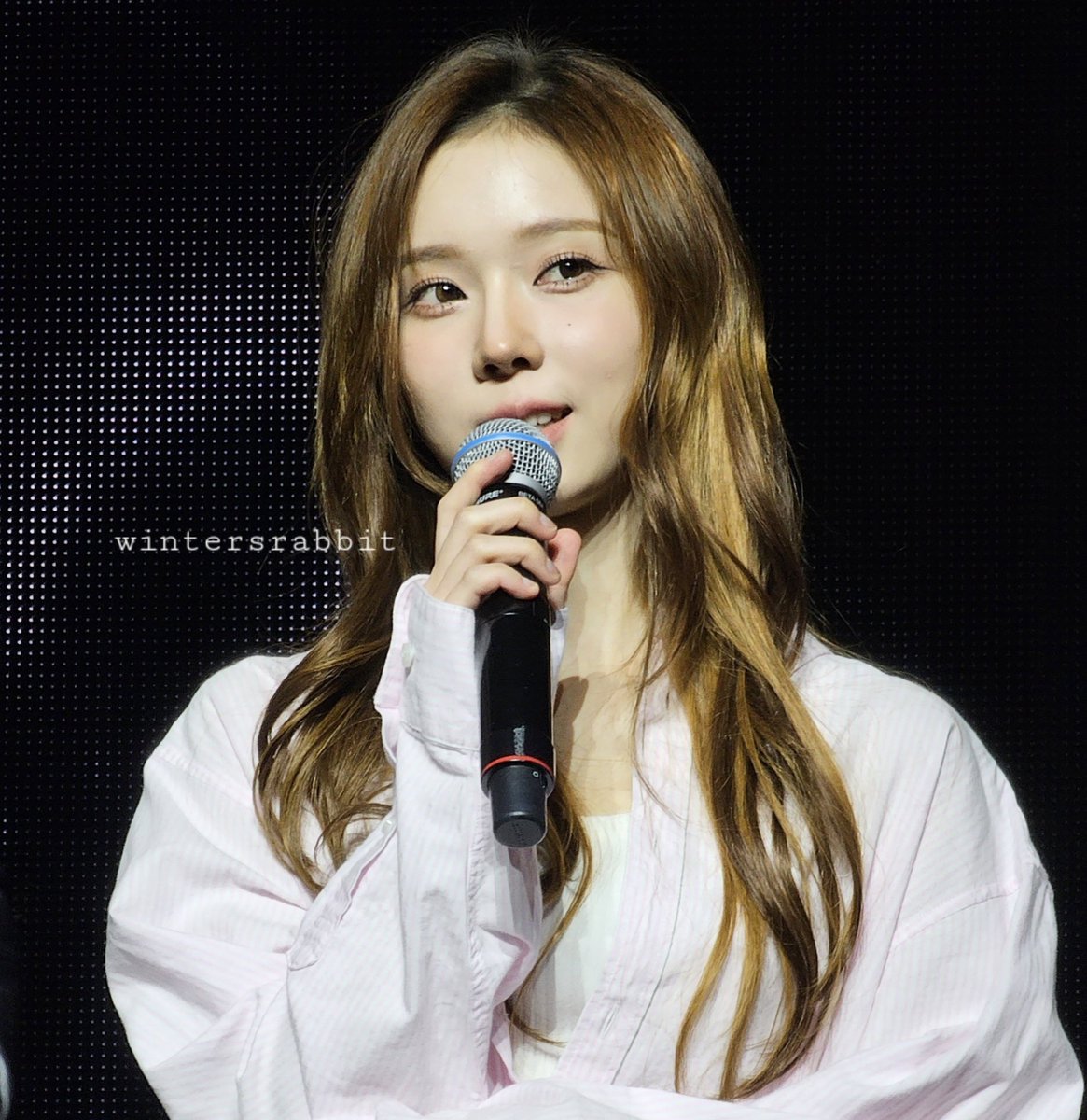 winter700_'s tweet photo. 헉 미녀… https://t.co/T9BW0WrRbH