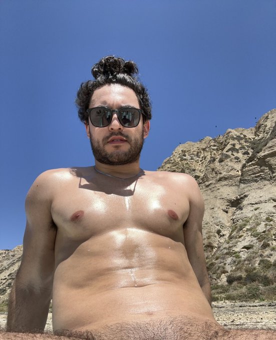 Frankie’s pics and videos