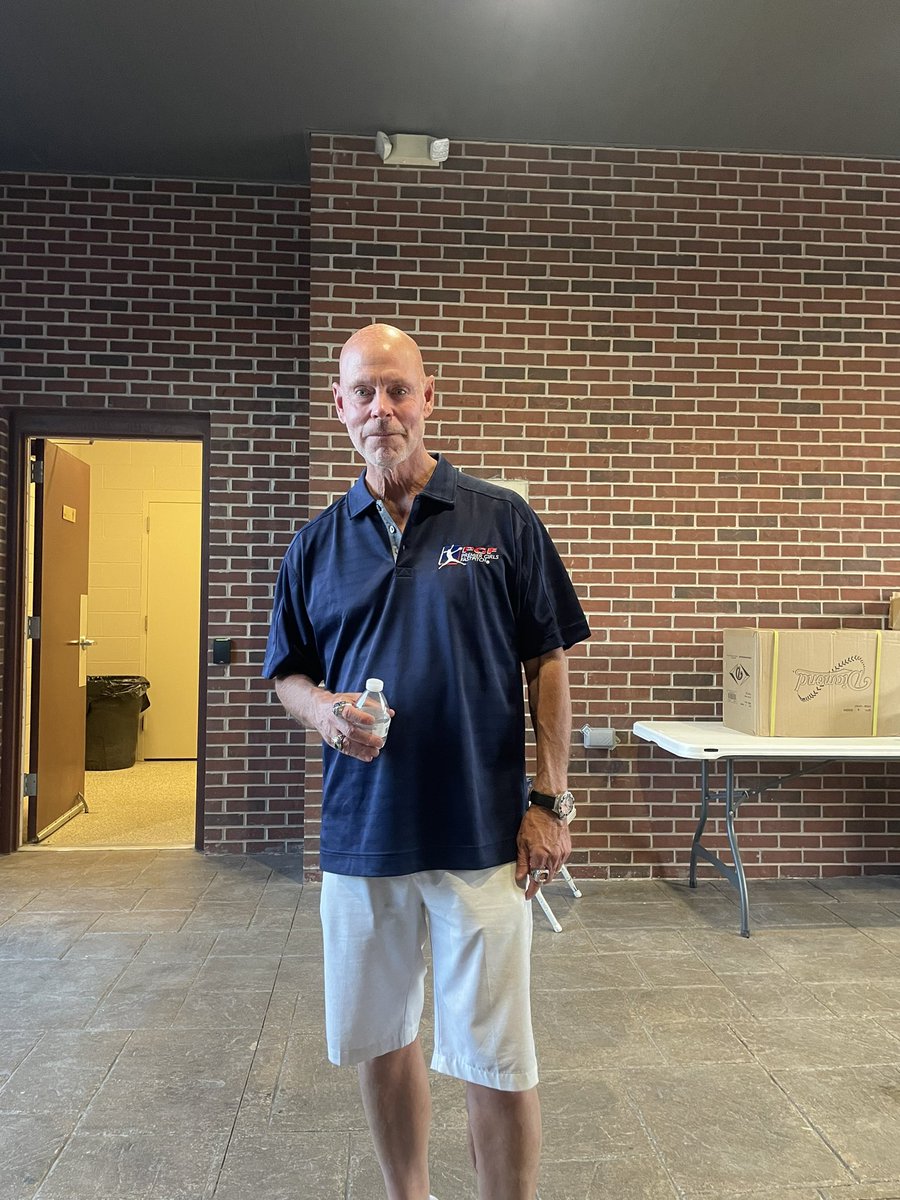 PGF_Showdown's tweet photo. Did you recognize Bill without his Bandit gear on? 
He’s ready for this PGF Labor Day Showdown!  
Bracket play starts Tomorrow at 4!! https://t.co/wWNaeg5xq4