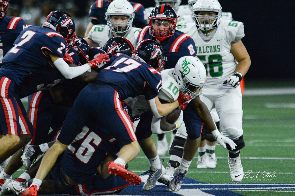 basteelephotos's tweet photo. Friday Night Lights! Highlights from Cen10 vs Lake Dallas have been publushed!

Full gallery on my website, https://t.co/6JboaQC0zf https://t.co/wSuQwJJS8n