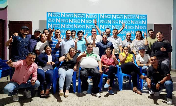 NijZacamil's tweet photo. Presidente, @XZablah este día se llevó a cabo la reunión para unificar fuerzas, @nimejicanos 😎🇸🇻

Sea nombrado oficialmente secretario municipal de #mejicanos a nuestro amigo y compañero, Germán Fuentes.

Estamos con un solo objetivo.
☝🏻 ¡Vamos por todo! 👊🏻 https://t.co/NyU7Jtp2wA