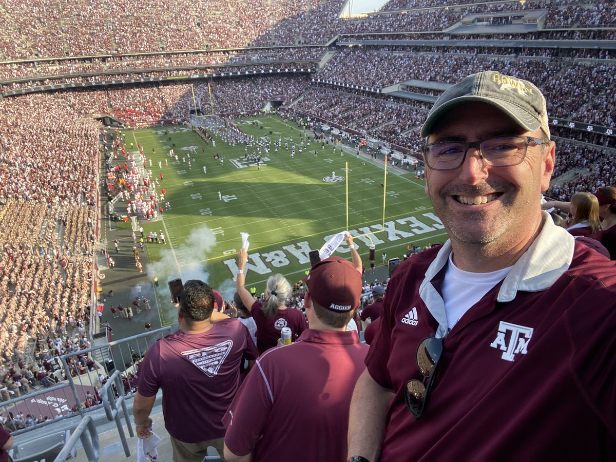 cmullenwrites's tweet photo. STAY ROWDY & Gig’em Aggies!
https://t.co/lYSDJVCXpa
#chrismullenwrites #readrowdy #aggieauthor #tamu #football #kylefield @wolfpackpub @TAMU @12thMan @12thManFndtn https://t.co/186OszDVKX