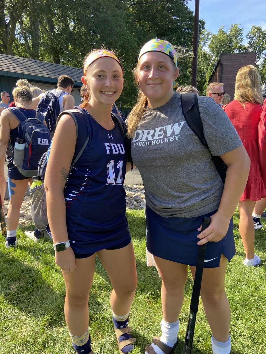 misha_dengler's tweet photo. These two Barnegat HS Alum @fieldhockeybhs  battled today on the field! 🏑 @bengalpride67  @haleighdengler https://t.co/iQ9uronVV8
