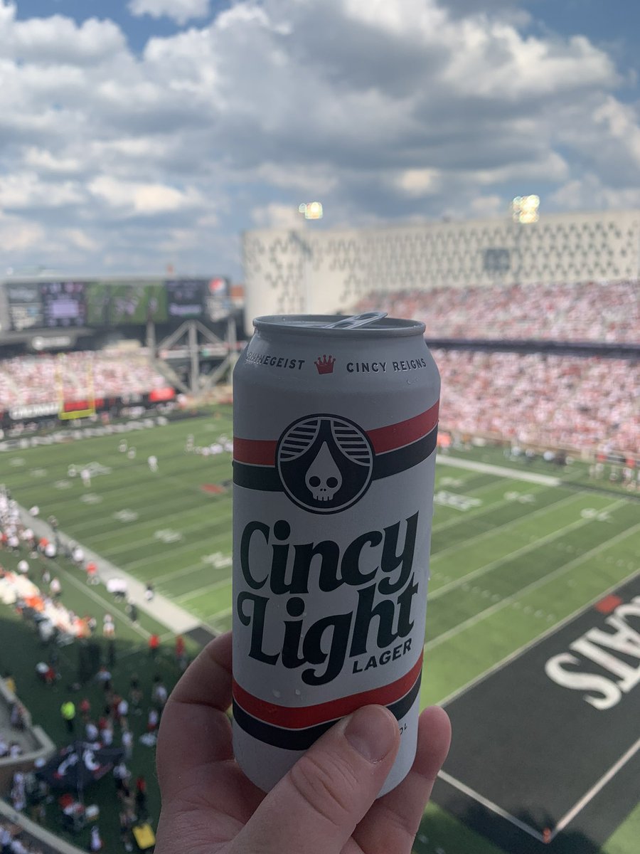 CincyLight's tweet image. RT if you had a @CincyLight at Historic Nippert Stadium today.