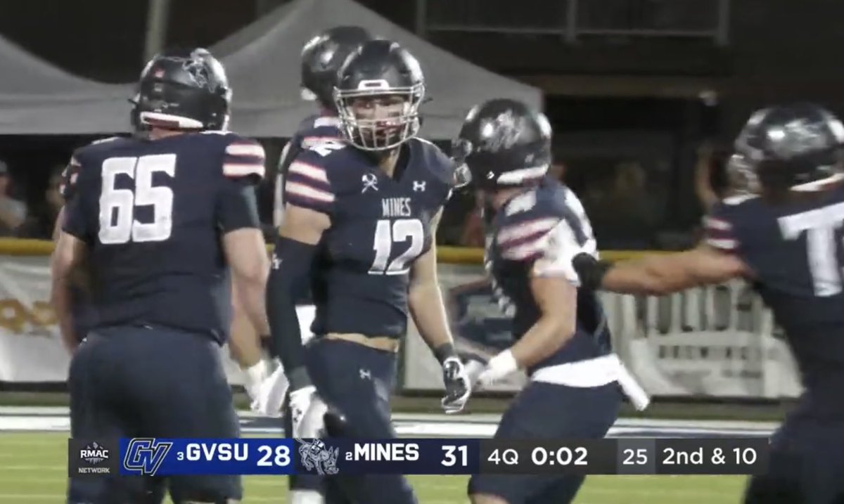 ‘23🏈season openers! Mines wins Thurs night, CO ⁦<a href="/wbisso5/">William Bisso</a>⁩ &amp; St. John’s wins Sat, MN ⁦@jbisso05⁩ THANKS! <a href="/Coach_DeHaven/">Erik Dehaven</a>⁩ ⁦<a href="/ItsCoachEdd/">Jeremy Eddington</a>⁩ ⁦<a href="/coachJWare55/">Jamison ware</a>⁩ ⁦<a href="/coachpayne21/">Alex</a>⁩ ⁦<a href="/Coach_ZLoane/">Zachary Loane</a>⁩ ⁦<a href="/aamanriquez/">Coach Manriquez</a>⁩ ⁦<a href="/JCS_Football/">John Cooper Dragon Football</a>⁩ NEXT LEVEL🐉🏈