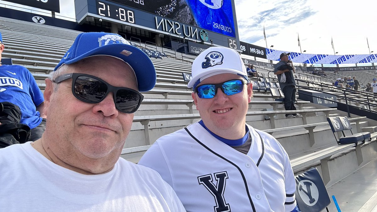 kdumont's tweet photo. Excited to be back at LES for the season opener. #BYUFootball https://t.co/raRaDFPiwb