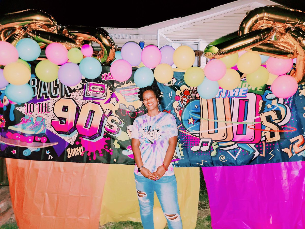 90s , 2000 PARTY 🥳 
#90sParty