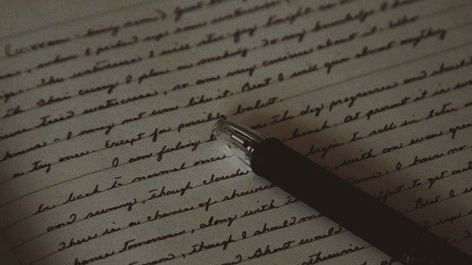 AcademiaDreams's tweet photo. “Romantic obsession is my first language. I live in a world of fantasies, infatuation and love poems. Sometimes I wonder if the yearning I’ve felt for others was more of a yearning for yearning itself.”

— Melissa Broder https://t.co/dALpX2jaEQ
