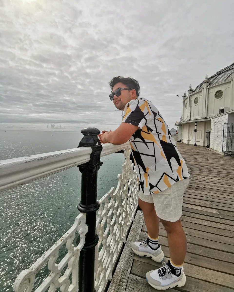 SenpaiTeeZee's tweet photo. 📍 Brighton, 🇬🇧 https://t.co/LSQyJ2WCNF