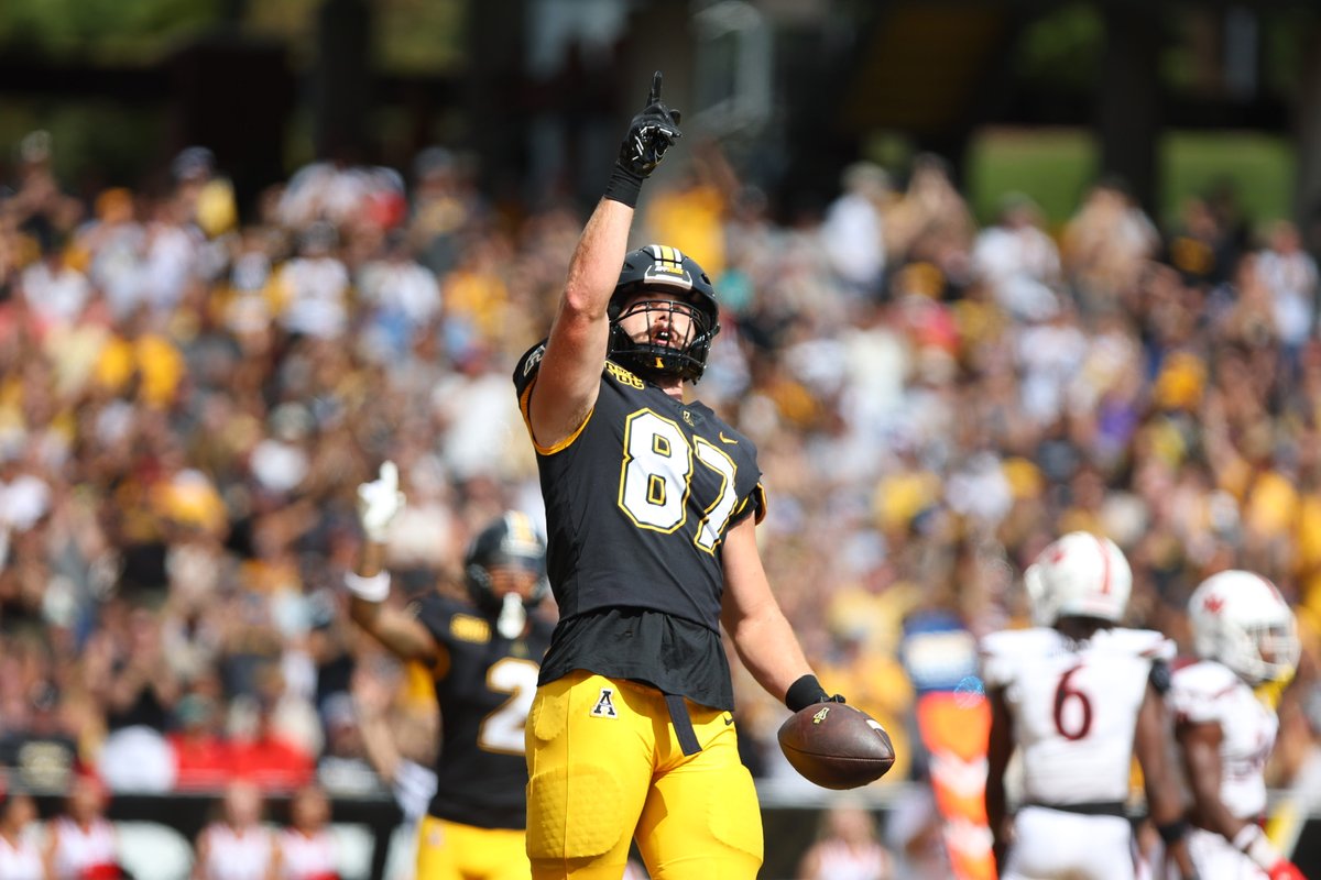 AppState_FB's tweet photo. TD @eli_wilson29 📸🏔️

#GoApp | #BeatGW https://t.co/TeoBvQwD1l