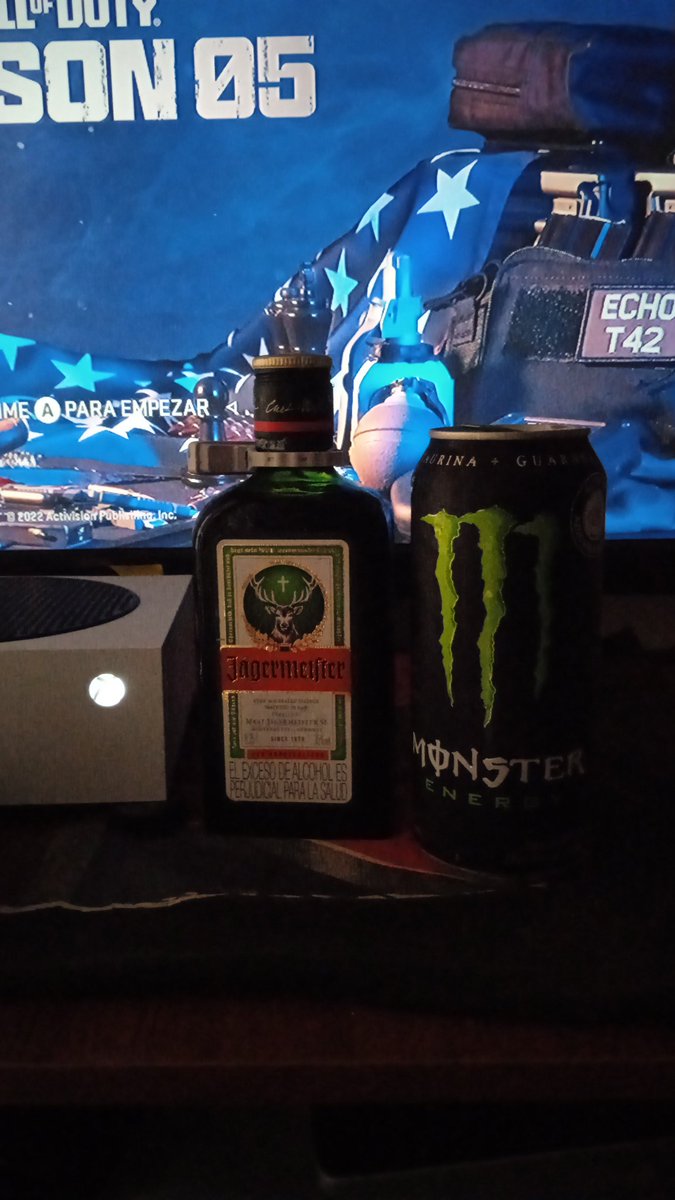 Jhonmaster90's tweet photo. #jagermeister #MonsterEnergy https://t.co/LLDlbvVr1o