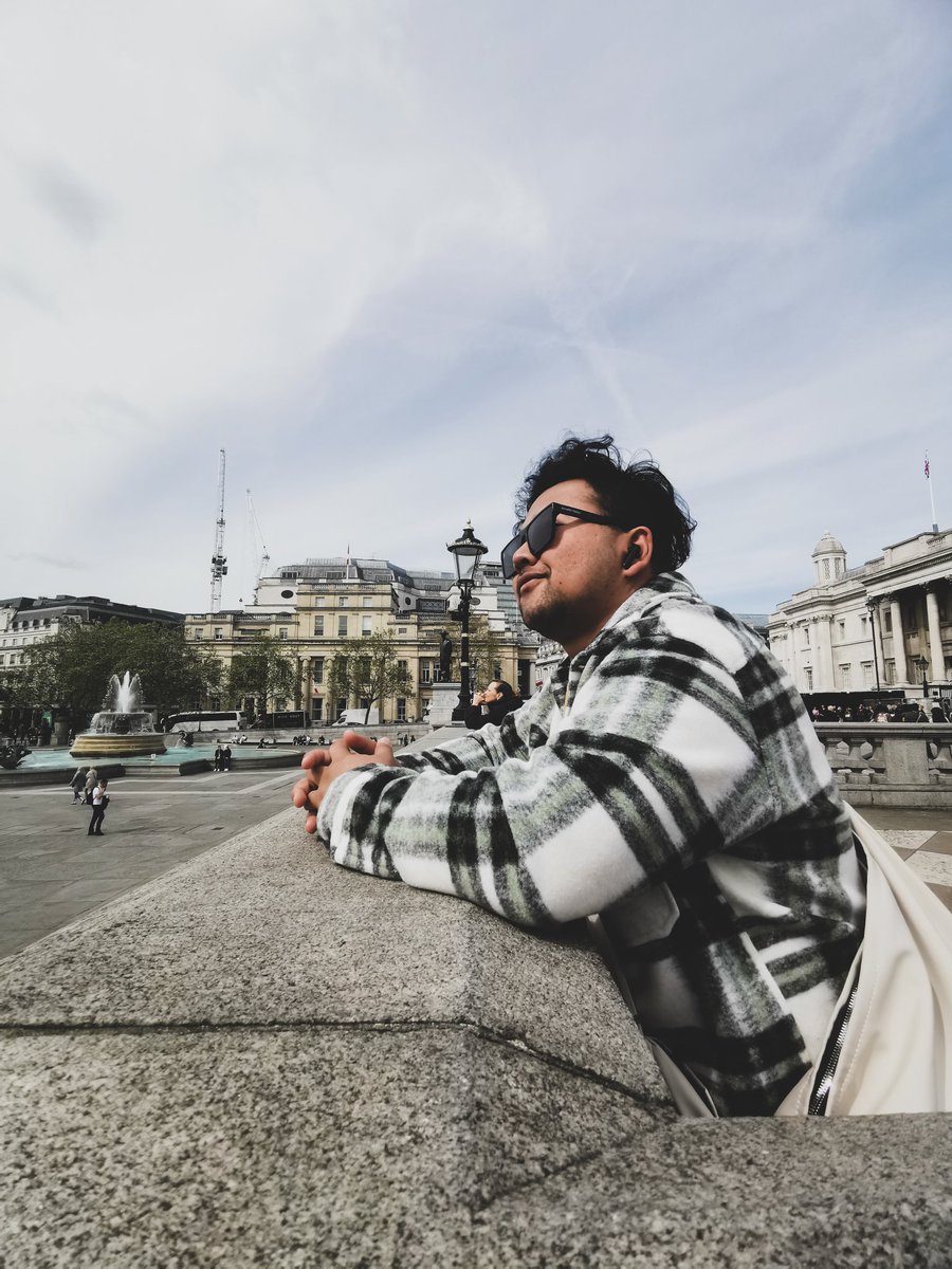 SenpaiTeeZee's tweet photo. 📍London 🇬🇧 https://t.co/bhMAngYFV0