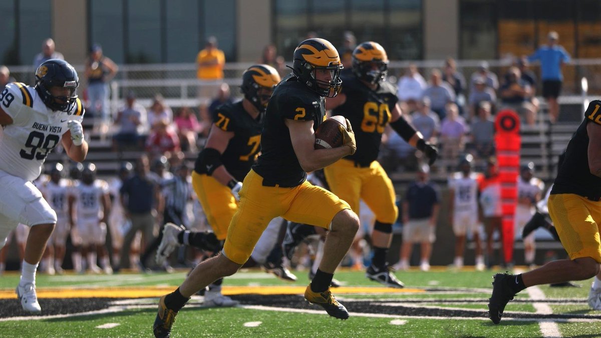 .@GAC_Football defeated Buena Vista 51-7 in the team's season and home opener. The Gustie defense held the Beavers to just 129 yards - the team's fewest since 2018 - while Jake Breitbach put on a career receiving performance Recap: gogusties.com/news/2023/9/2/… #GoGusties | #d3fb